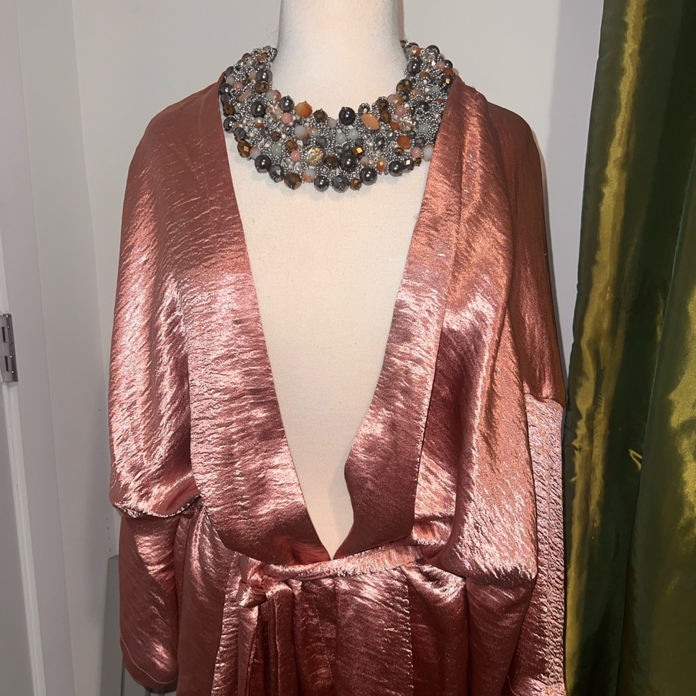 Pink satin kimono by Avenue.  Size XL.  Worn once.  Bought in 2021.